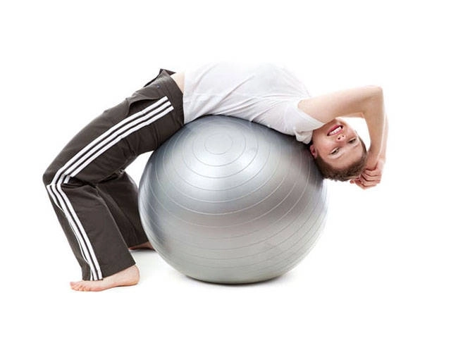 Balle de gymnastique avec pompe
