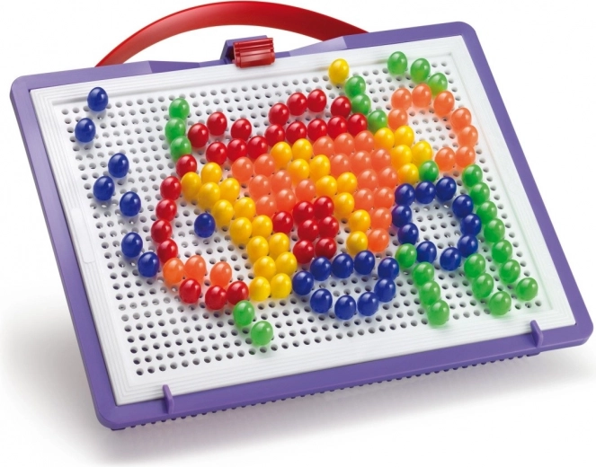 Mallette portable avec plaque intégrée dans le couvercle