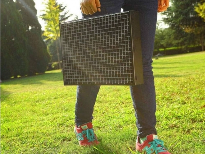 Gril portable pliable au charbon de bois pour camping et BBQ