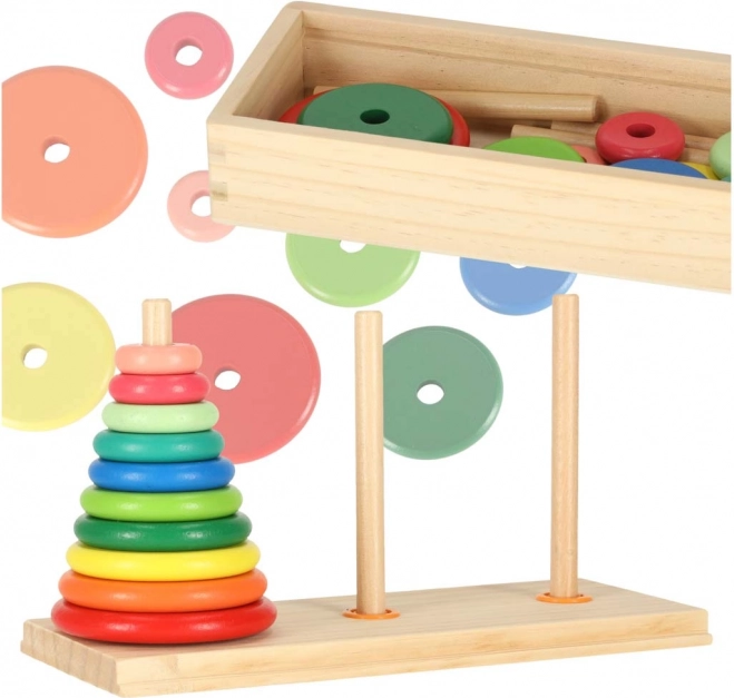 Pyramide en bois arc-en-ciel trieur