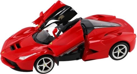 Portes ouvrantes et détails fidèles