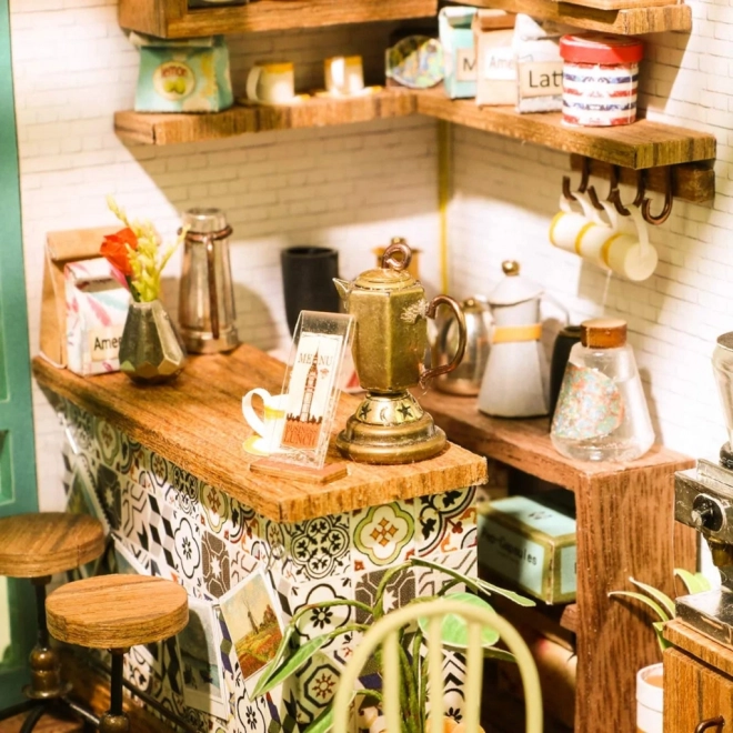 Café de Šimon - Café Miniature DIY dans une Maison de Poupée