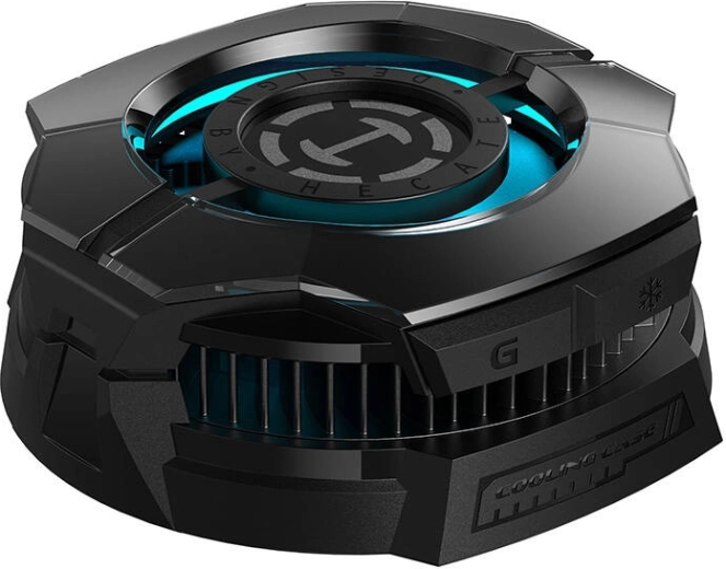 Ventilateur puissant et grande surface de refroidissement