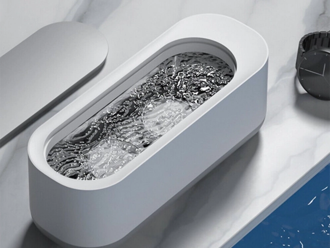 Laveuse vibrante pour le nettoyage des bijoux et des lunettes