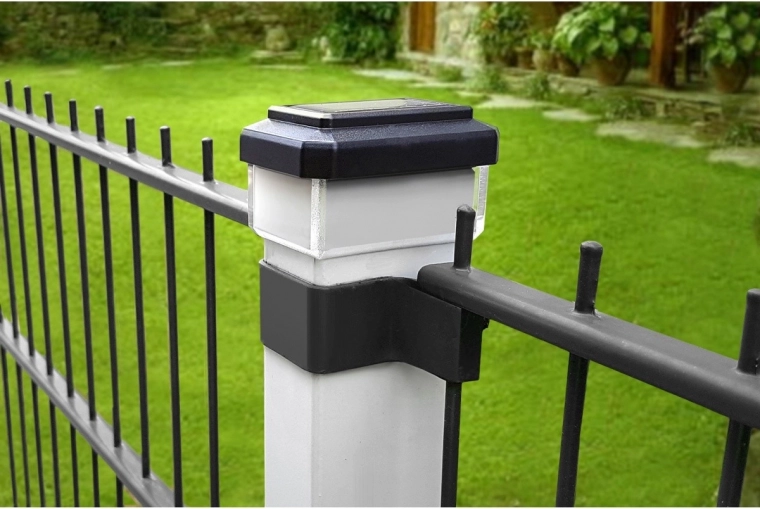 Éclairage élégant pour clôture et terrasse