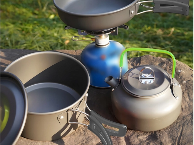 Ensemble de Vaisselle de Camping 18v1