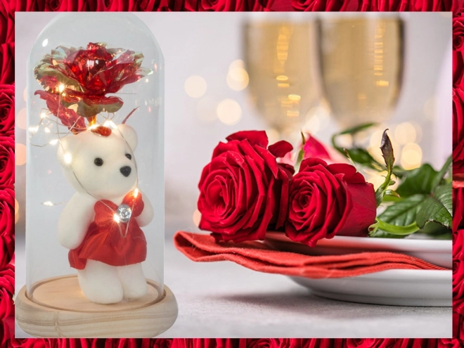 Rose éternelle avec ourson dans une boîte en verre