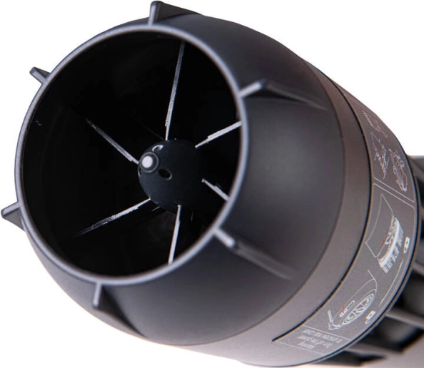 Propulsion puissante et résistance jusqu’à 60 m