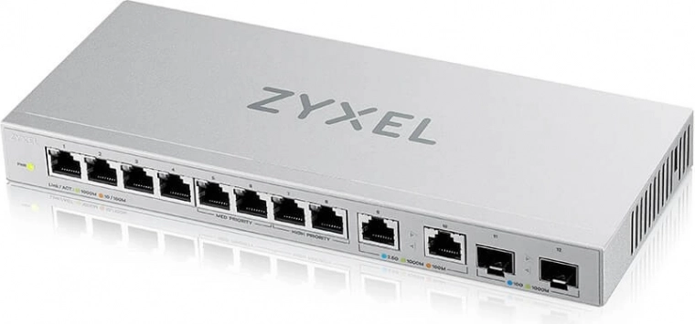 Uplinks 10G SFP+ pour une connexion backbone rapide
