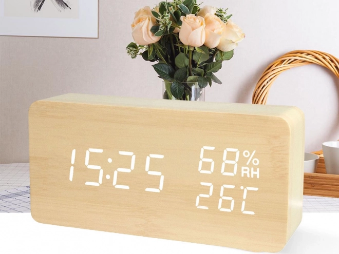 Réveil électronique moderne avec USB