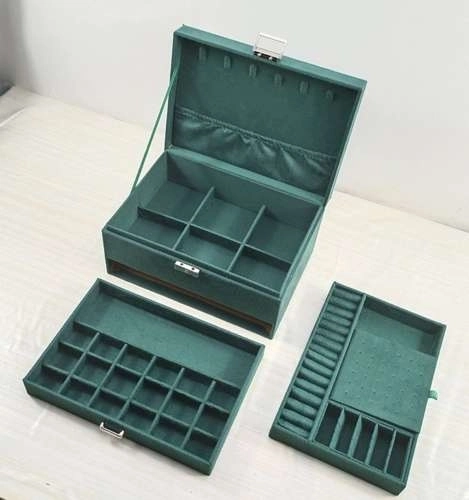 Boîte à Bijoux/Valise Soulima