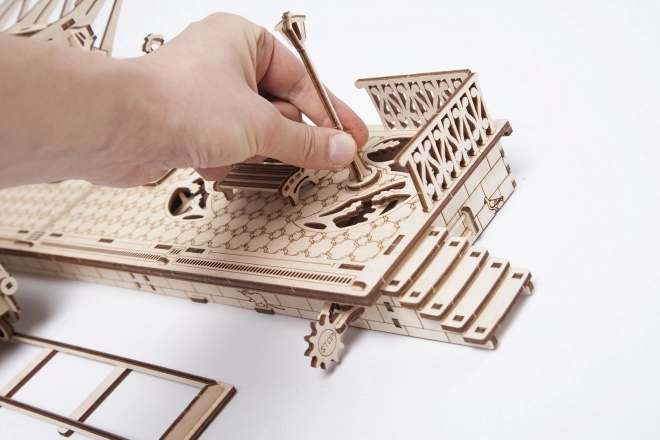 Ugears puzzle 3D - Gare 196 pièces
