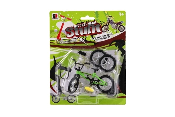 Roues à doigt vissables 10cm plastique 3 couleurs sur carte 17x21x4cm