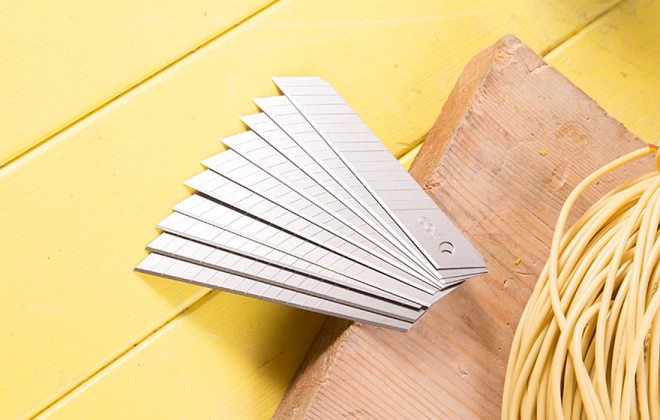 Lames de rechange Deli 18 mm, 10 pcs