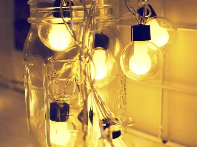 Éclairage solaire de jardin avec 20 ampoules LED chaudes
