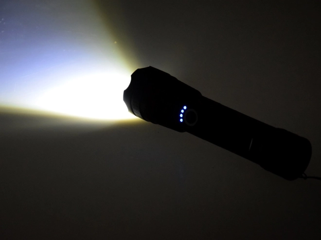 Lampe de poche LED puissante USB étanche