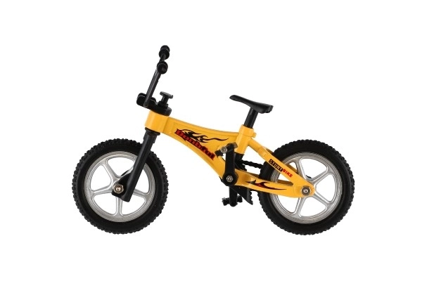 Roues à doigt vissables 10cm plastique 3 couleurs sur carte 17x21x4cm