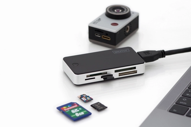 lecteur de cartes mémoire 5 ports USB 3.0 SuperSpeed