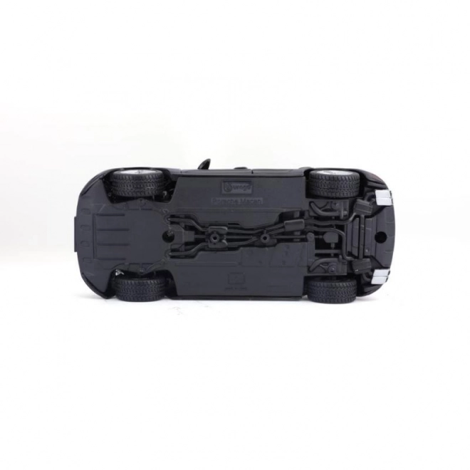 Bburago 1:24 Porsche Macan noire 18-21077