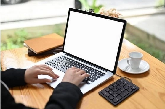 Assistant compact pour la productivité