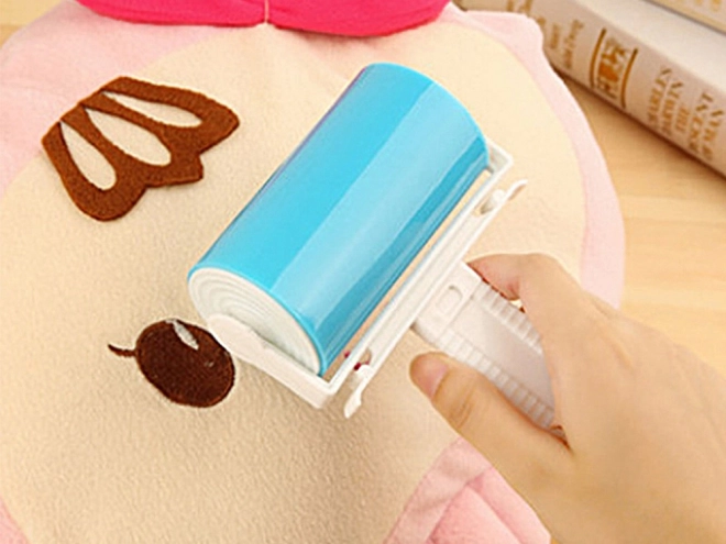 Rouleau gel ergonomique pour élimination des poils
