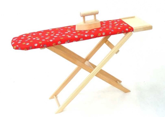 Planche à repasser en bois avec fer à repasser