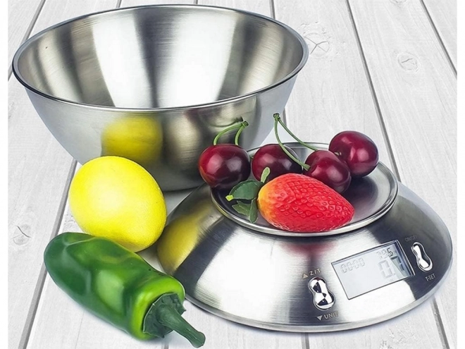 Balance de cuisine numérique avec bol argenté