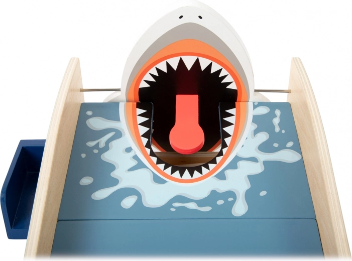 Mâchoires de requin qui se referment vraiment