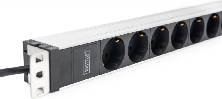 Prises orientées à 35° pour un branchement facile