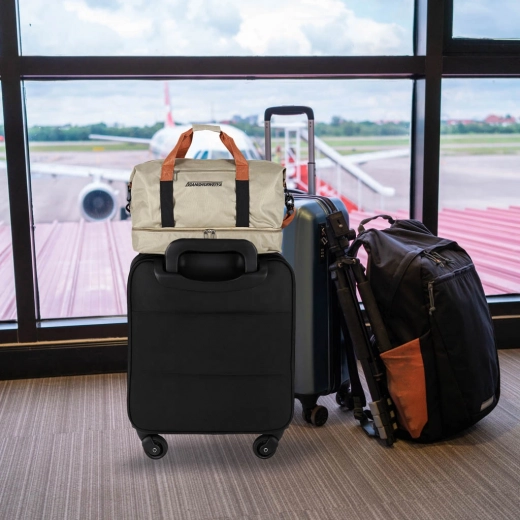 Voyagez futé avec la sangle passe-trolley