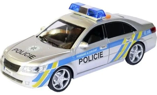 Voiture de police avec voix tchèque