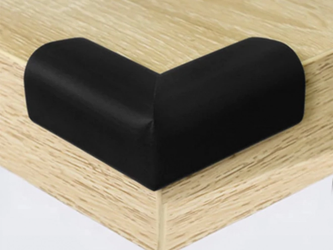 Coins de protection pour meubles noirs