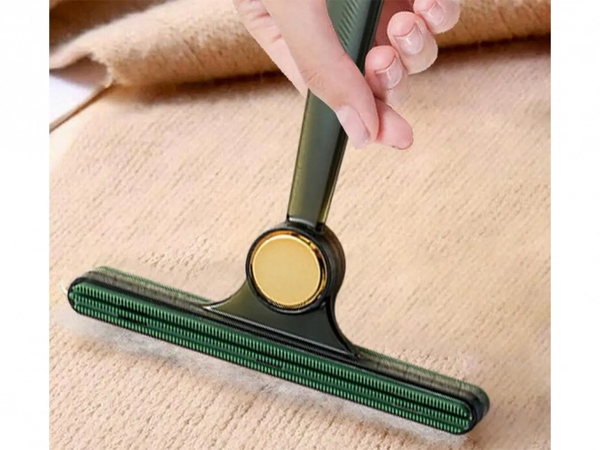 Brosse réversible pour éliminer les poils de chien des tapis