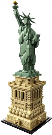 Détail monumental du piédestal