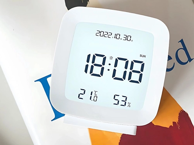 Réveil avec fonction snooze et mesure de la température et de l'humidité