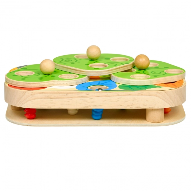 Lucy & Leo Attrape les chenilles – jeu de table en bois avec des aimants