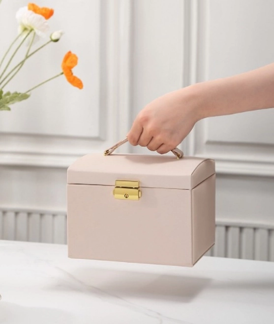 Boîte à bijoux à plusieurs niveaux dorée