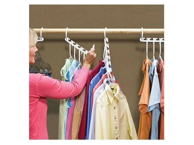 Organisateur de cintres pour armoire