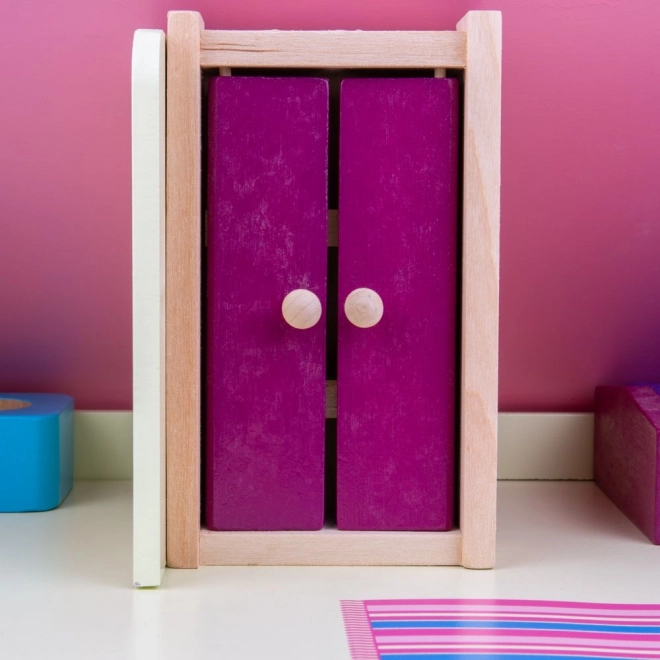Mobilier en bois pour maison de poupées