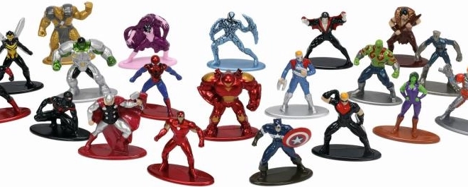 20 mini figurines prêtes à être exposées immédiatement