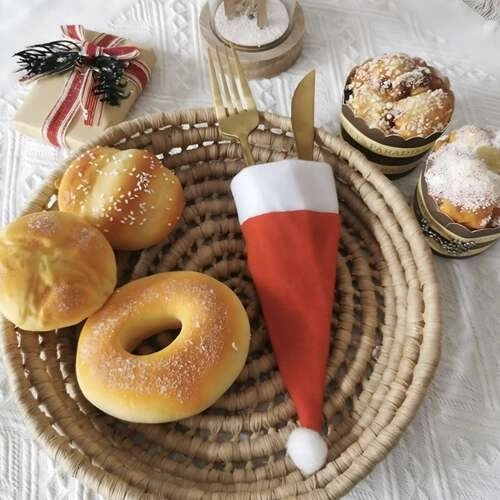 Étui à couverts - Chapeaux de Papa Noël, 12 pièces. Ruhhy 22303