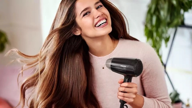 Sèche-cheveux BHC010/10