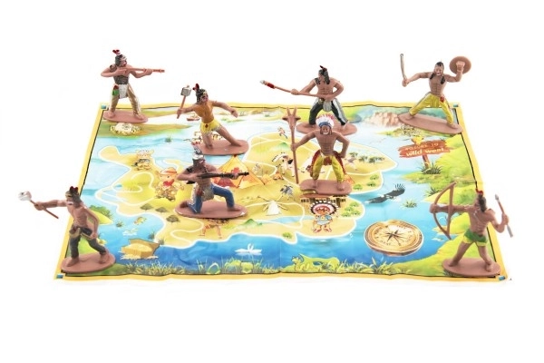 Figurines d'indiens avec carte