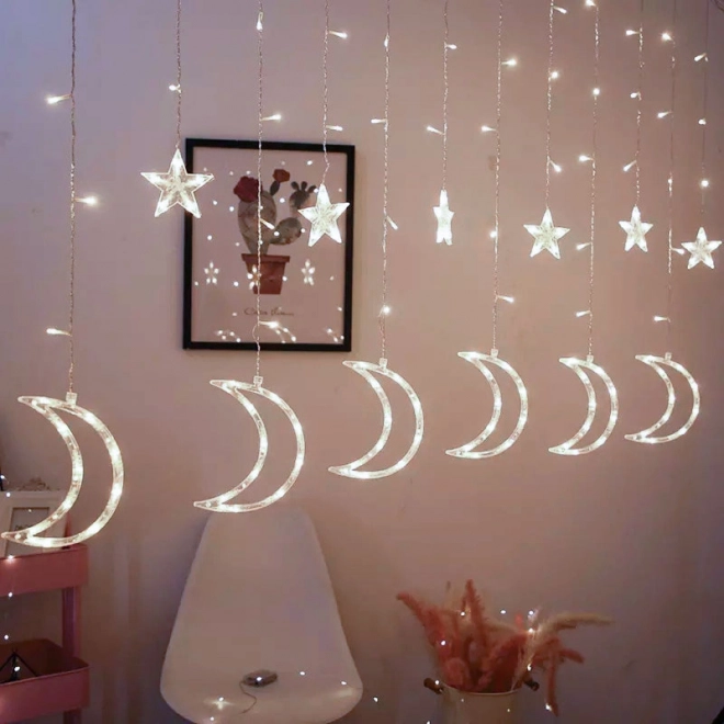 Lumières LED décoratives en forme de lune et d'étoiles
