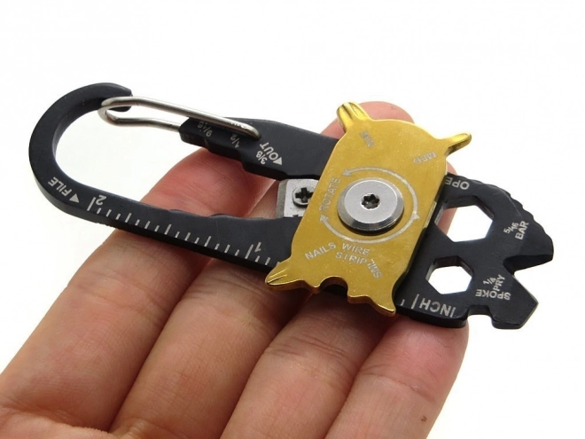 Mousqueton avec multitool pour clés