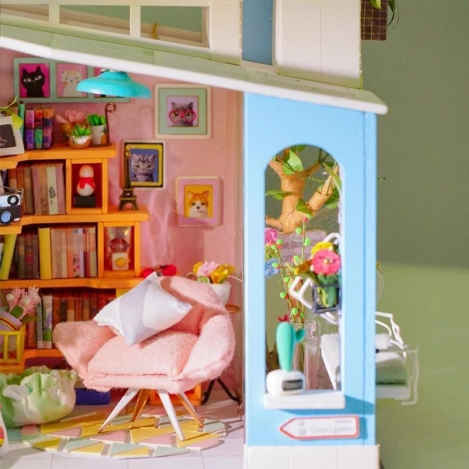 RoboTime miniature maison mansardée