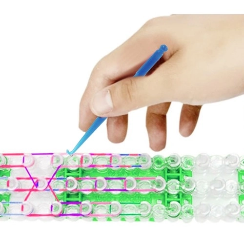 Fabrication de bracelets DIY avec élastiques 18082