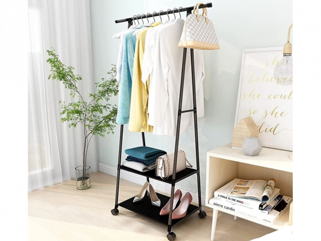 Support pour vêtements avec roulettes