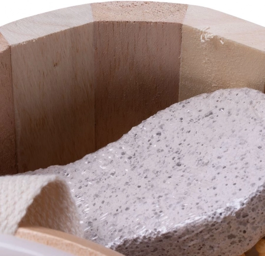 Exfoliation et massage pour stimuler la circulation de la peau