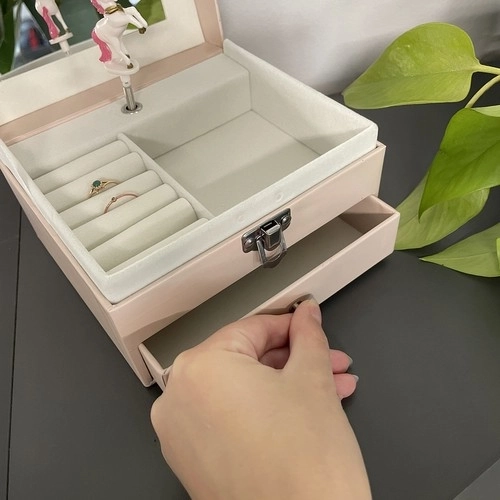 Boîte à bijoux/armoire avec boîte à musique 22903